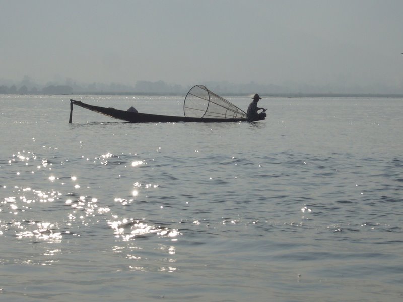 Travel - Myanmar - Inle Lake - First Boat Trip - Out onto the lake